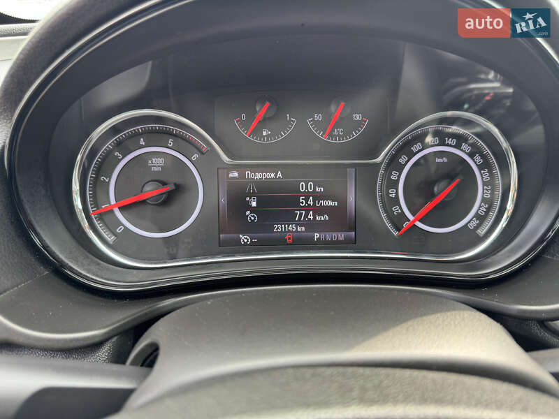 Универсал Opel Insignia 2015 в Хусте