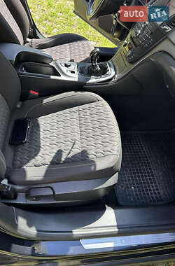 Универсал Opel Insignia 2013 в 