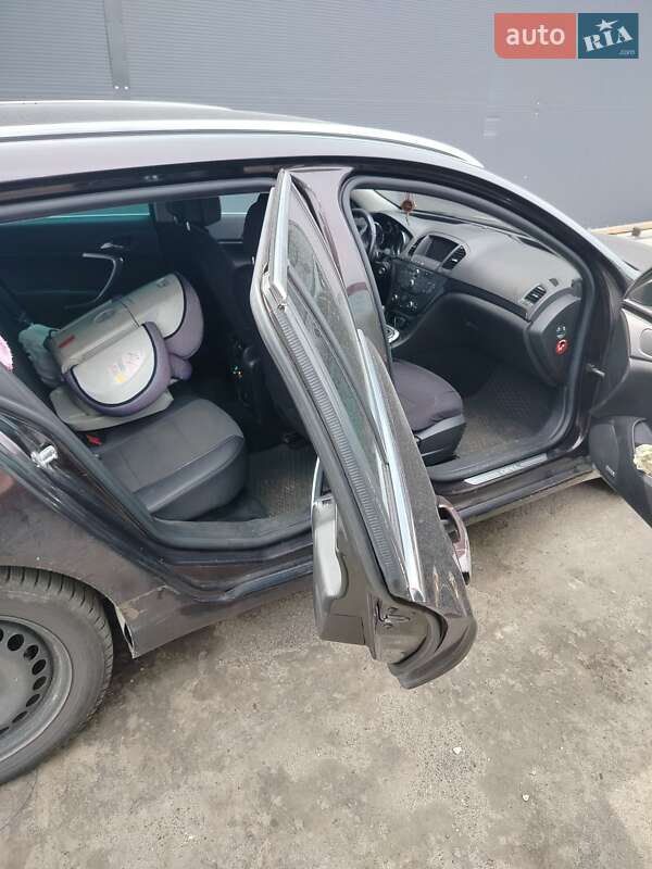 Универсал Opel Insignia 2010 в Киеве фото 6 Универсал Opel Insignia 2010 в Киеве