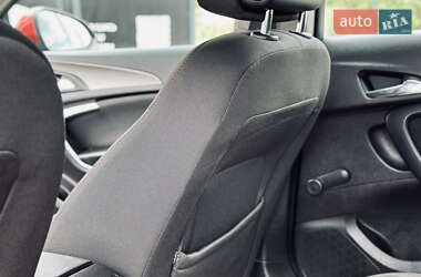 Универсал Opel Insignia 2009 в 