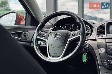 Универсал Opel Insignia 2009 в 