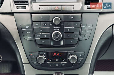 Универсал Opel Insignia 2009 в 