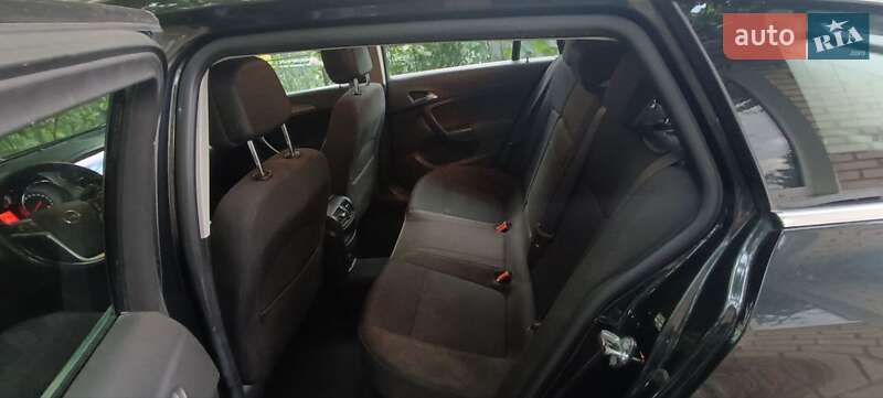 Універсал Opel Insignia 2012 в Харкові