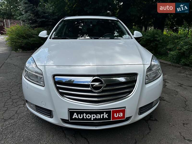 Універсал Opel Insignia 2013 в Києві