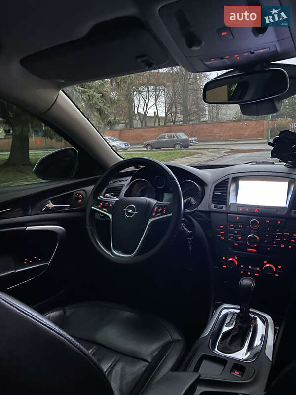 Седан Opel Insignia 2013 в Одесі