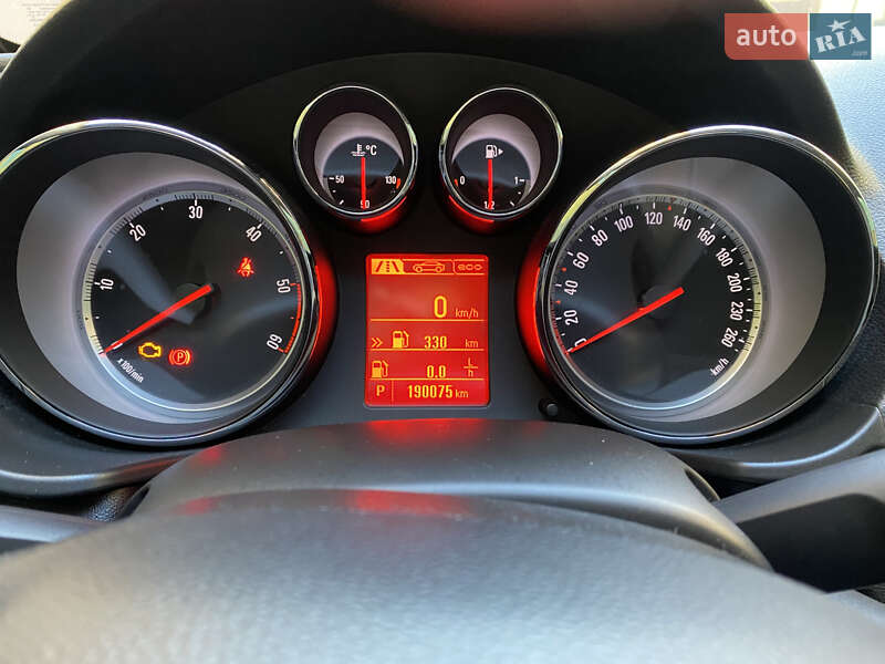 Седан Opel Insignia 2013 в Одесі