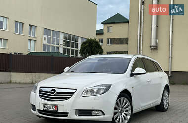 Універсал Opel Insignia 2011 в 