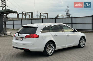 Універсал Opel Insignia 2011 в 