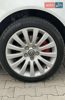 Універсал Opel Insignia 2011 в 