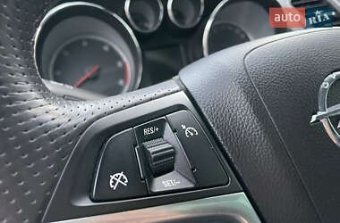 Універсал Opel Insignia 2011 в 