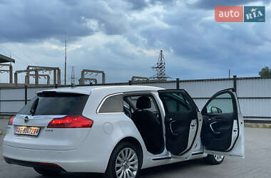Універсал Opel Insignia 2011 в 