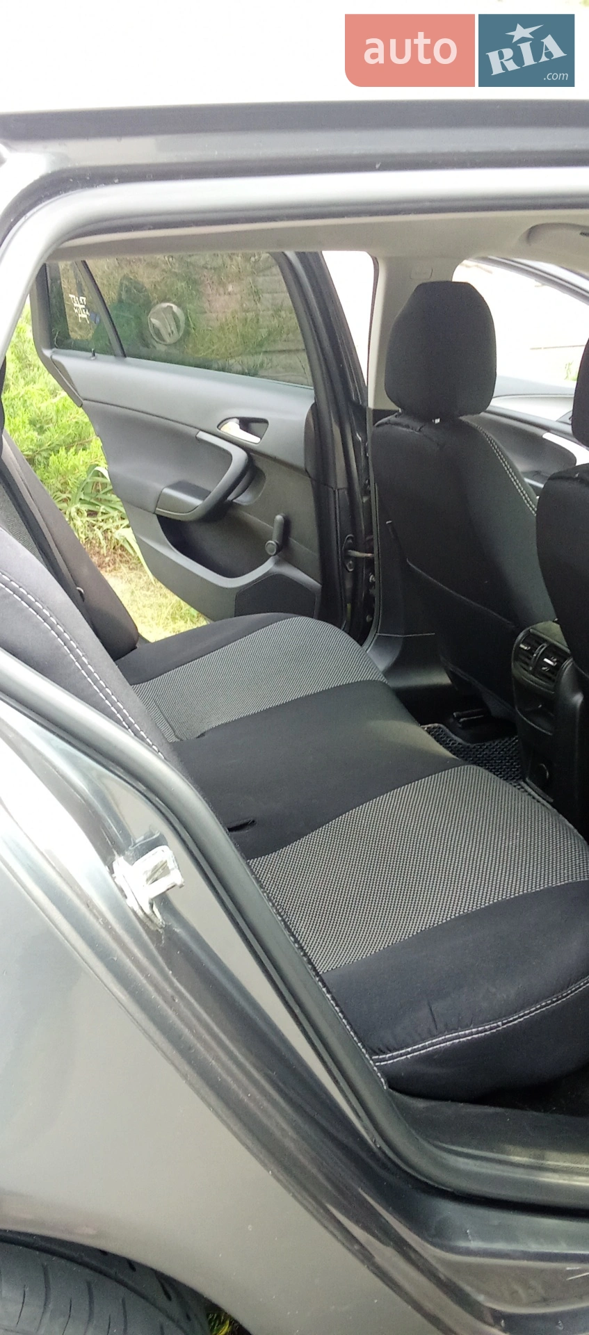 2011 Opel Insignia - мініатюра 19