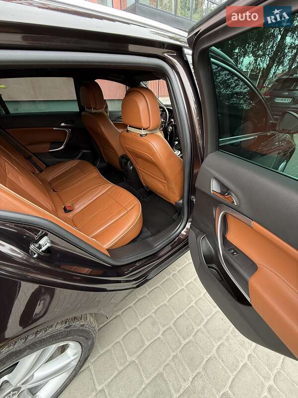 Универсал Opel Insignia 2011 в Луцке