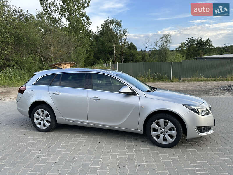 Універсал Opel Insignia 2016 в Львові