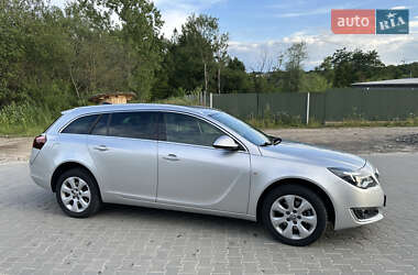 Универсал Opel Insignia 2016 в 