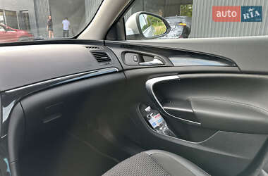 Универсал Opel Insignia 2016 в 