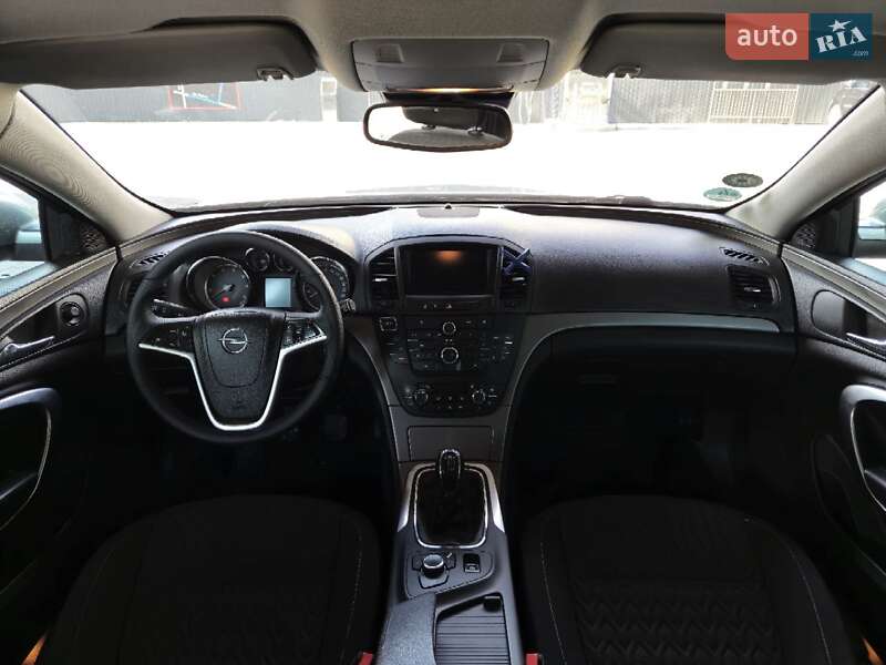 Универсал Opel Insignia 2013 в Ивано-Франковске