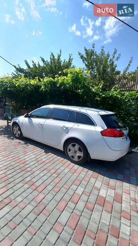 Універсал Opel Insignia 2011 в Олександрії