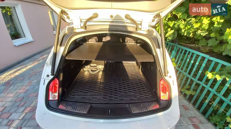 Універсал Opel Insignia 2011 в Олександрії