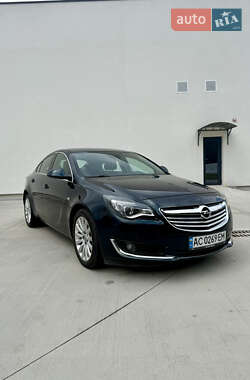 Седан Opel Insignia 2014 в Луцке