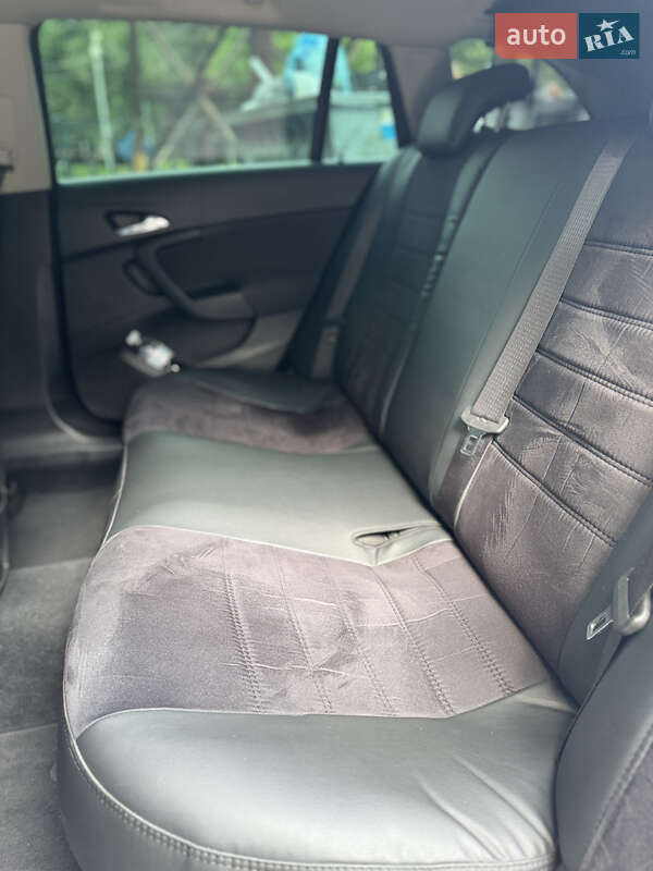 Універсал Opel Insignia 2015 в Дніпрі