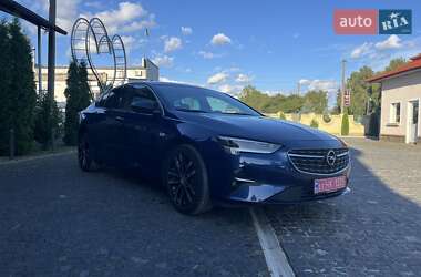 Лифтбек Opel Insignia 2020 в 