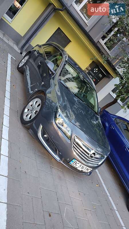 Универсал Opel Insignia 2015 в Львове