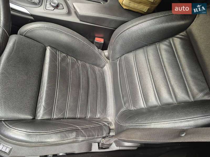 Универсал Opel Insignia 2013 в Киеве