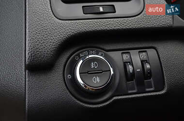 Универсал Opel Insignia 2013 в 