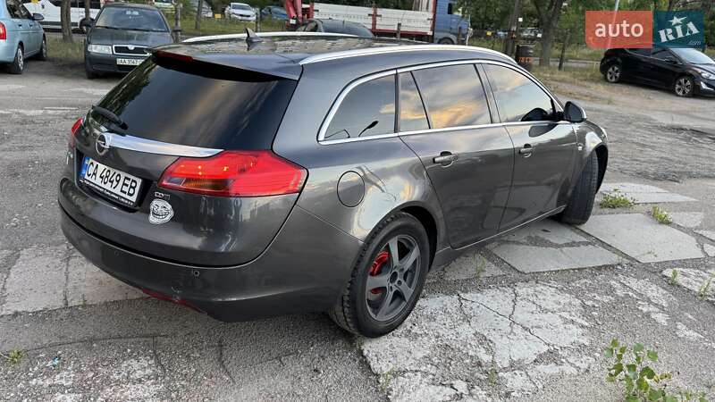 Универсал Opel Insignia 2012 в Киеве