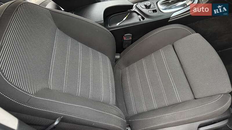 Универсал Opel Insignia 2012 в Киеве