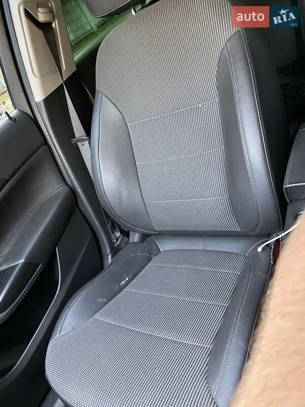 Универсал Opel Insignia 2010 в Киеве