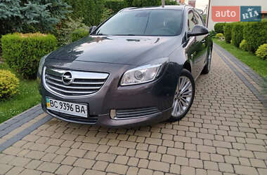 Універсал Opel Insignia 2013 в Львові