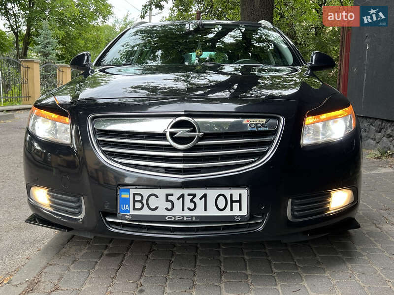 Универсал Opel Insignia 2011 в Львове
