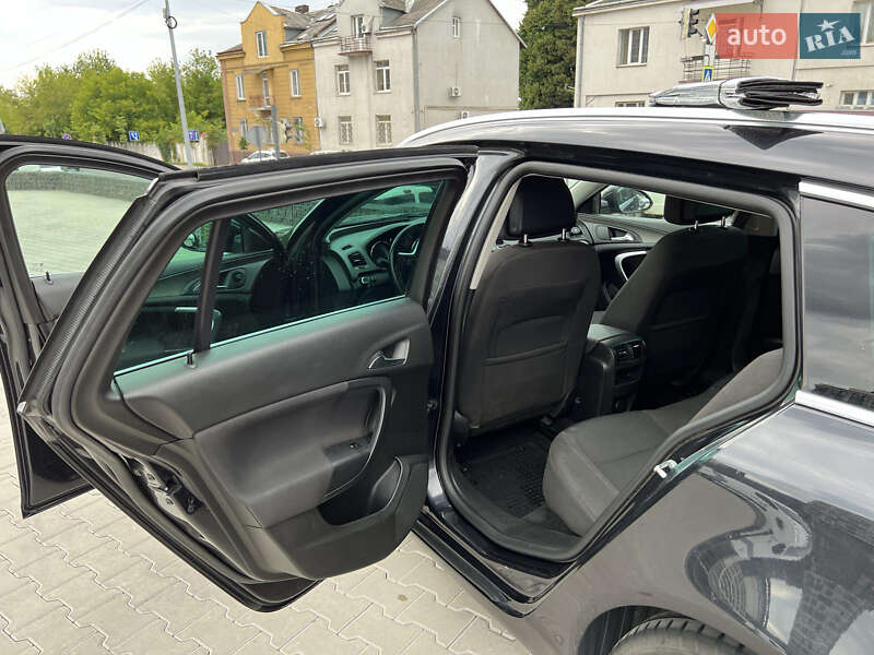 Универсал Opel Insignia 2011 в Львове