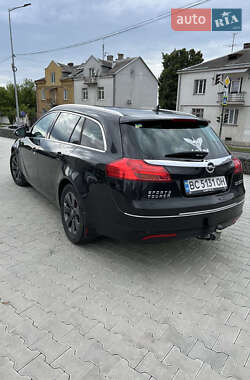 Універсал Opel Insignia 2011 в 