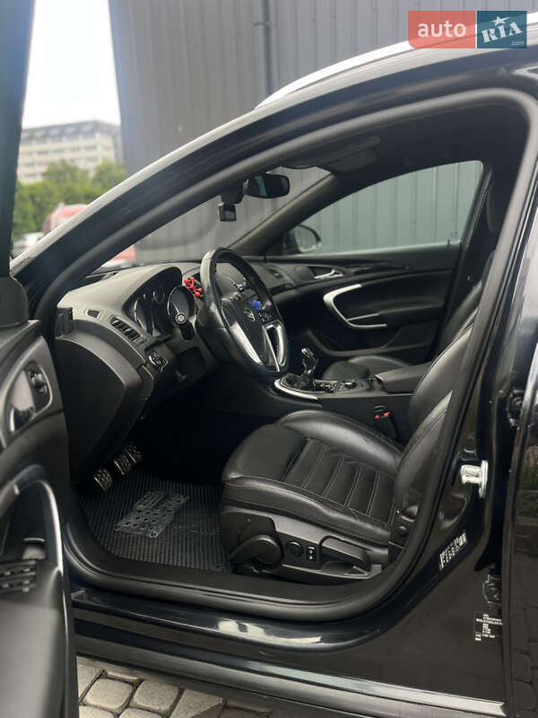 Универсал Opel Insignia 2011 в Львове