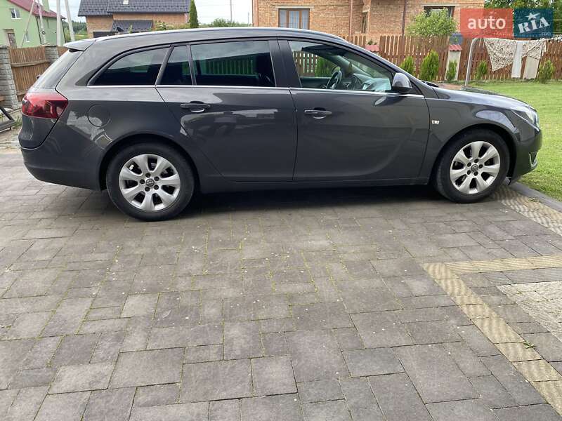 Універсал Opel Insignia 2014 в Львові