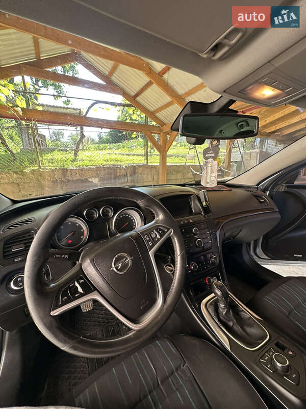 Універсал Opel Insignia 2009 в Перечині