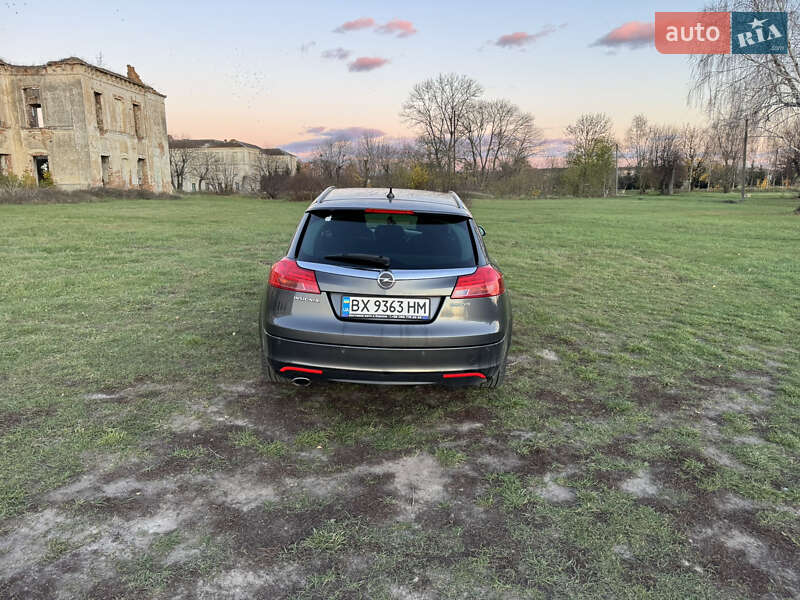 Универсал Opel Insignia 2010 в Хмельницком