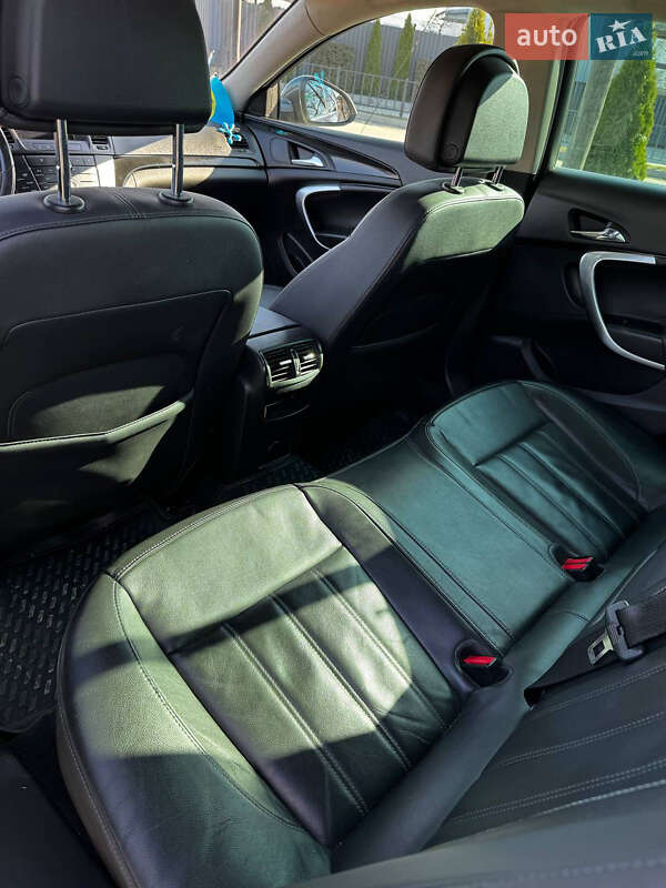 Универсал Opel Insignia 2010 в Хмельницком