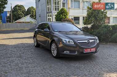 Універсал Opel Insignia 2012 в Луцьку