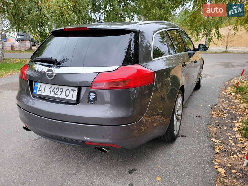 Універсал Opel Insignia 2009 в Вишгороді