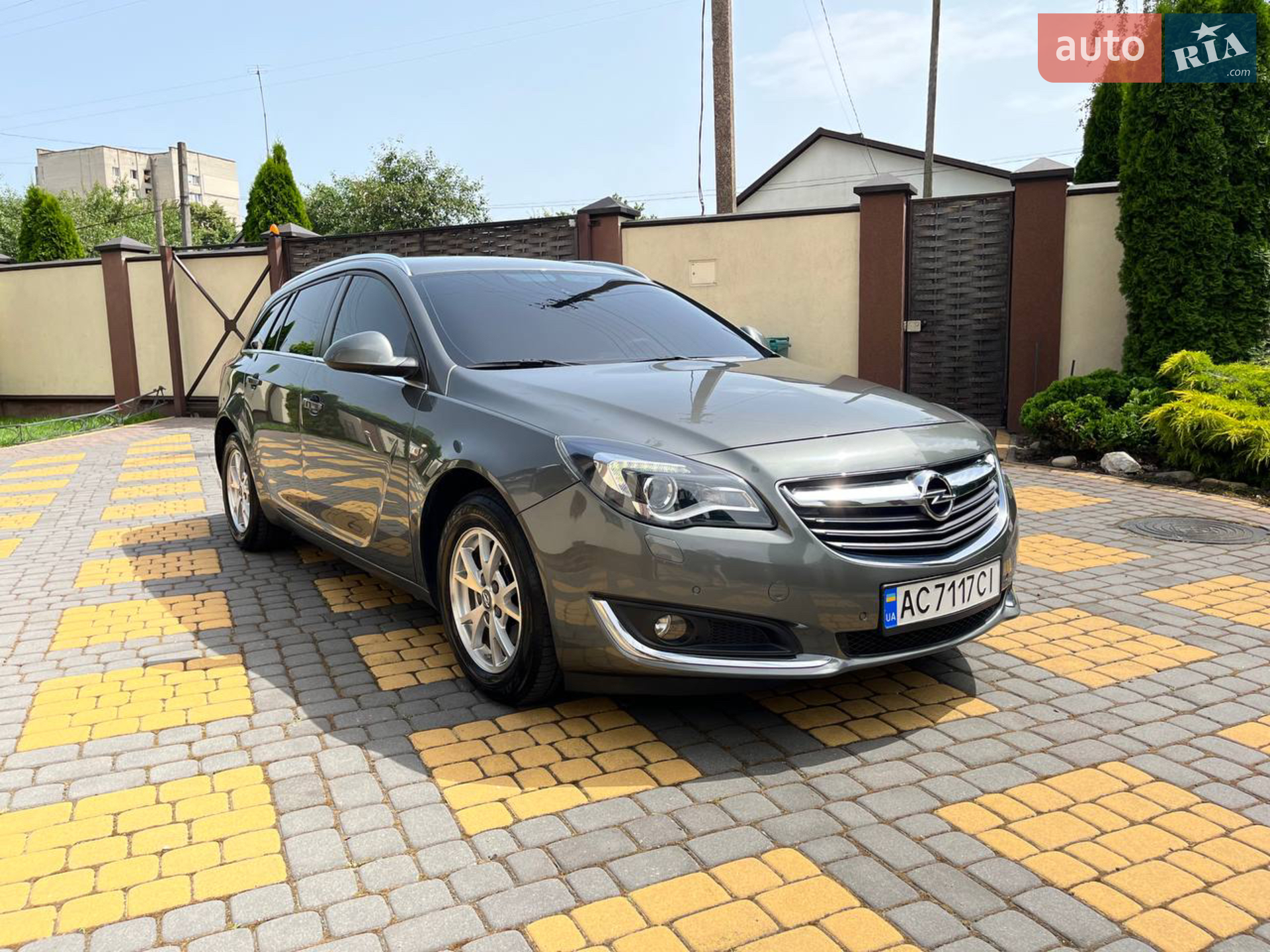 2017 Opel Insignia - мініатюра 4