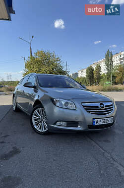 Універсал Opel Insignia 2011 в Запоріжжі