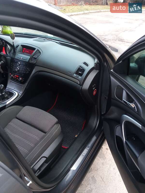 Універсал Opel Insignia 2010 в Бердичеві
