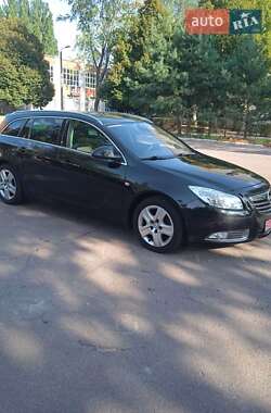 Универсал Opel Insignia 2010 в Чернигове