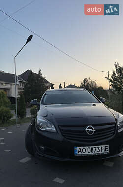 Універсал Opel Insignia 2015 в Ужгороді