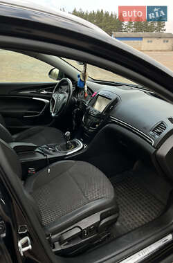 Седан Opel Insignia 2014 в 