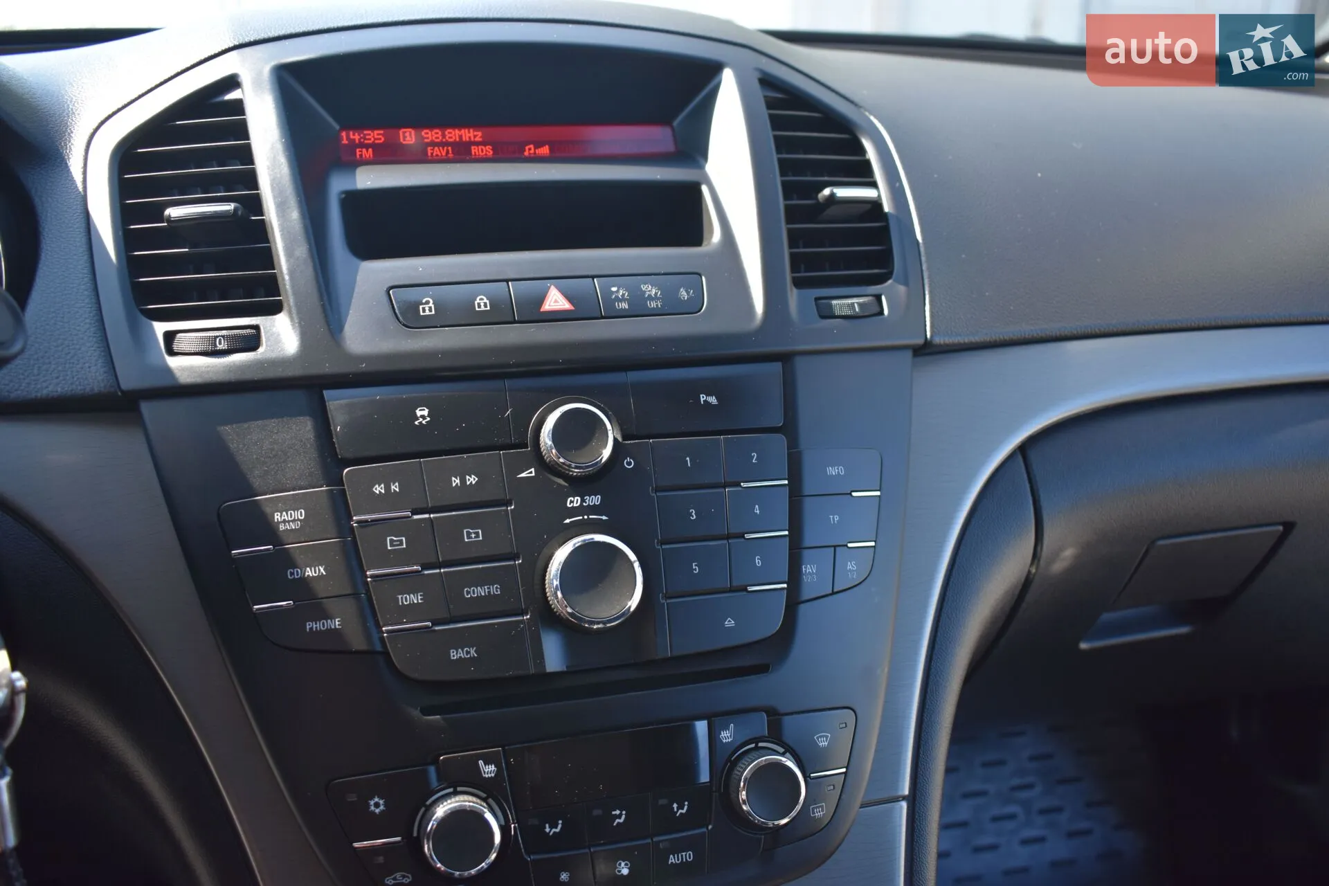 2010 Opel Insignia - мініатюра 37